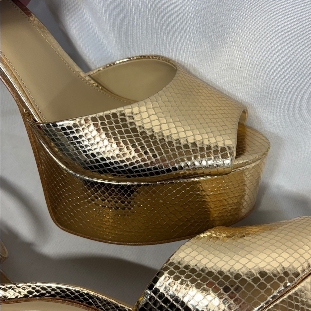 Michael Kors Martina peep toe leather Gold snakeskin Platform High Heels 9.5 - Picture 9 of 11